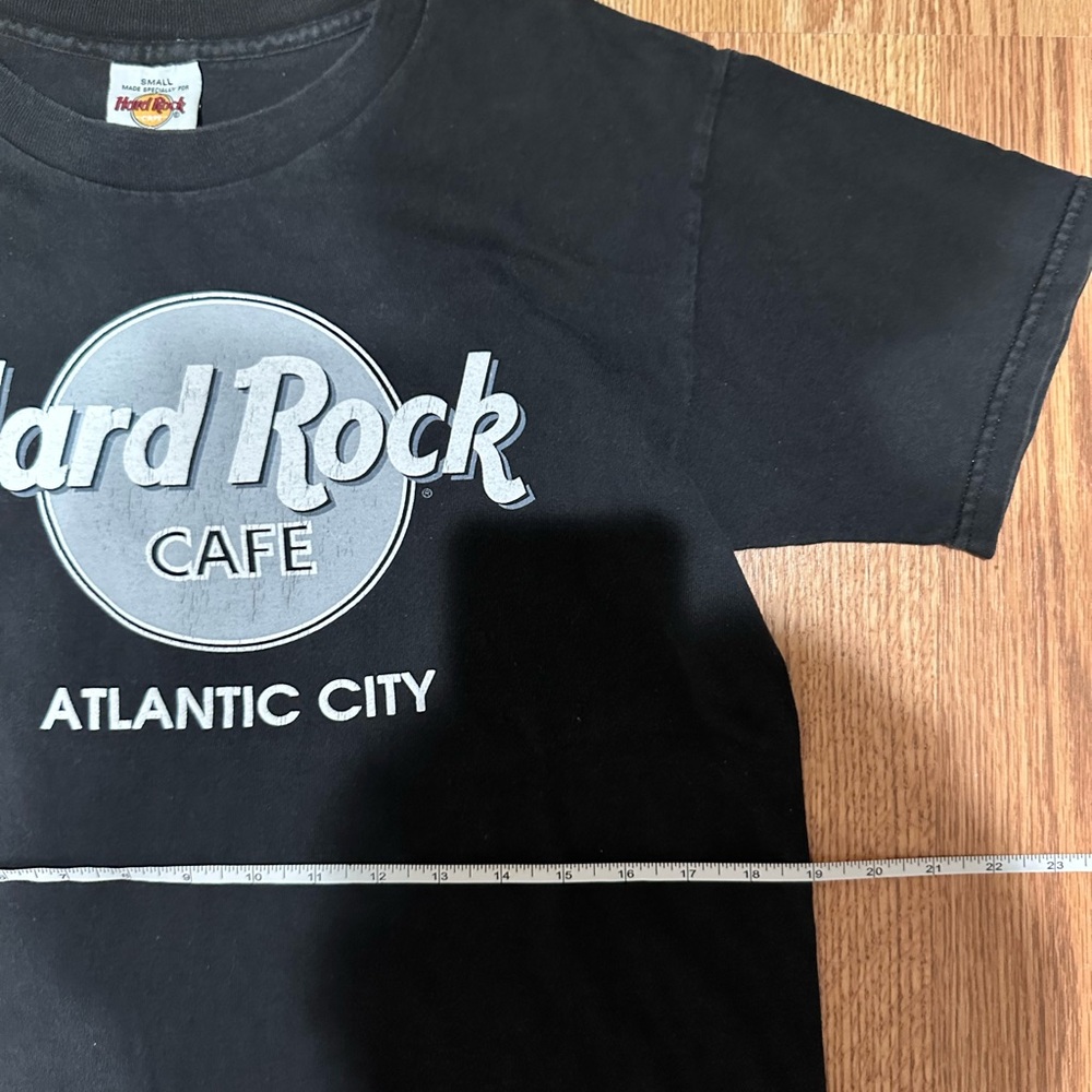 Hard Rock Cafe Vintage Black Short Sleeve Tee - Picture 4 of 5